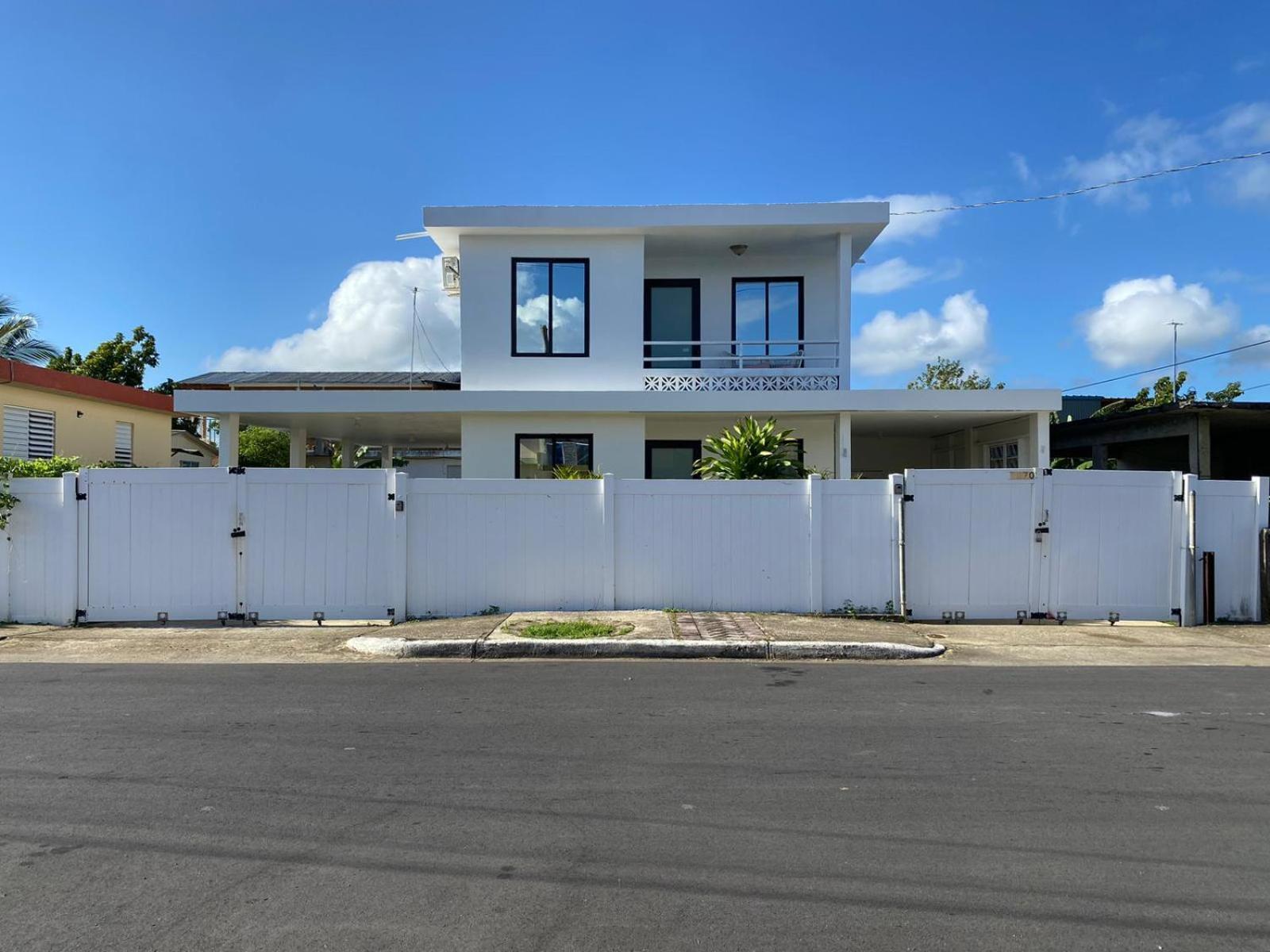 Tropical Getaway Villa Aguadilla Exterior photo